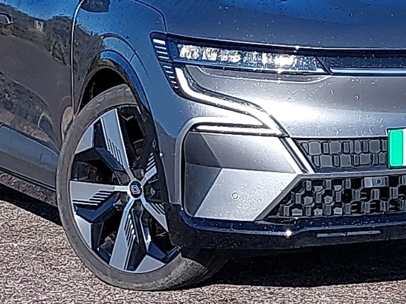 Used Renault Megane E Tech 2022 for sale - 77985373: Photo 9