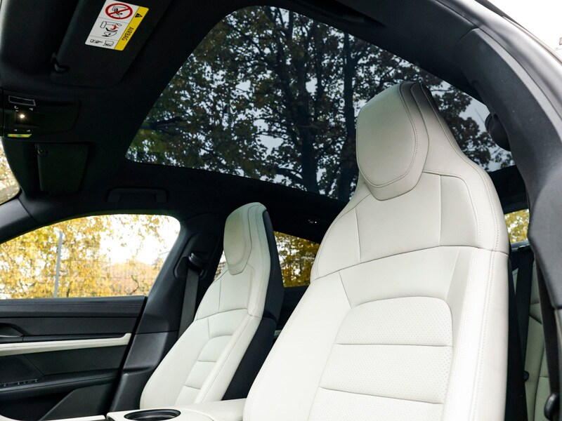 Used Porsche Taycan 2021 for sale - 76321187: Photo 11