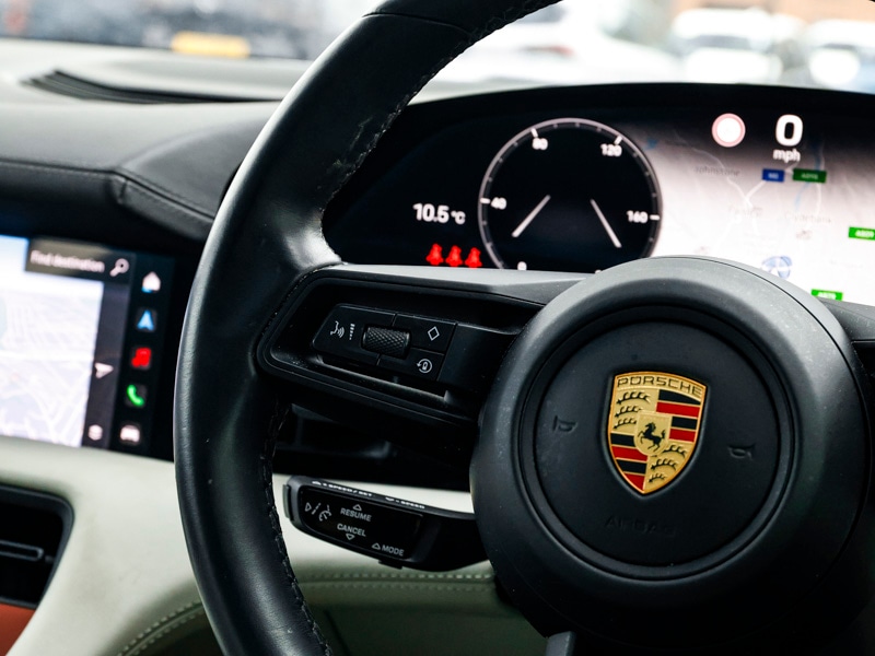 Used Porsche Taycan 2021 for sale - 76321187: Photo 12
