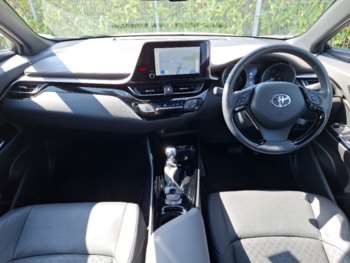 Used Toyota C-HR 2023 for sale - 75372025: Photo