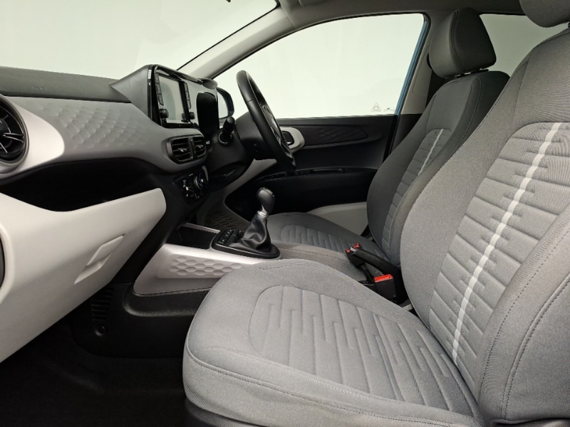 Used Hyundai i10 2021 for sale - 77597522: Photo 5