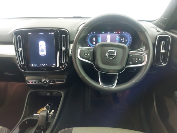Used Volvo XC40 2022 for sale - 76310325: Photo 7