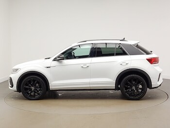 Used Volkswagen T-Roc 2023 for sale - 77492214: Photo