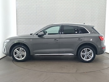 Used Audi Q5 2024 for sale - 79513377: Photo