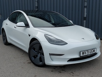 Tesla - Model 3