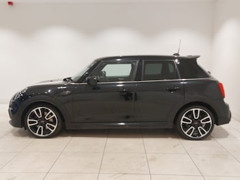 Used MINI Hatch 2024 for sale - 77913254: Photo