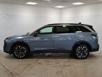 Used Peugeot 5008 2025 for sale - 77410672: Photo
