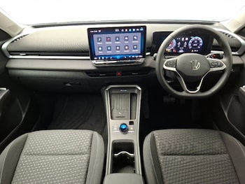 Used Volkswagen T-Roc 2026 for sale - 78114682: Photo