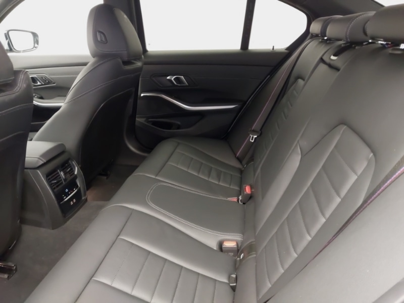 Used BMW 3 Series 2024 for sale - 76353903: Photo 6