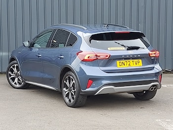 Used Ford Focus 2022 for sale - 77777983: Photo