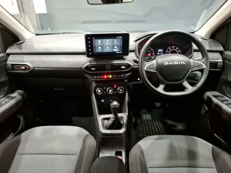 Used Dacia Sandero Stepway 2024 for sale - 77273719: Photo 2