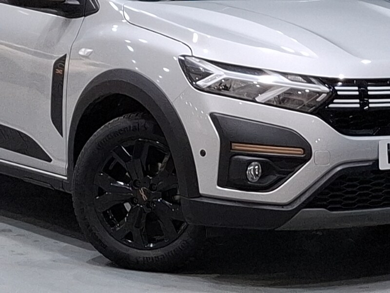 Used Dacia Sandero Stepway 2024 for sale - 77273719: Photo 9