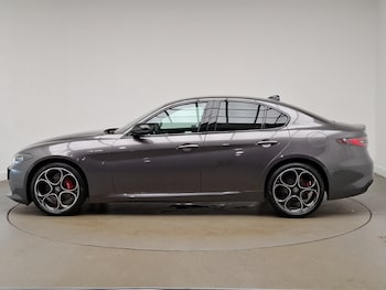 Used Alfa Romeo Giulia 2025 for sale - 76492530: Photo