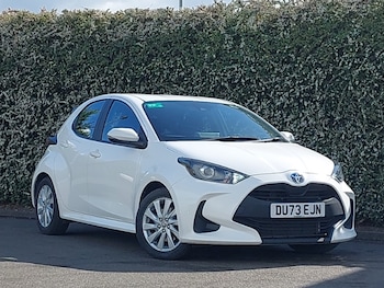 Used Toyota Yaris 2023 for sale - 78699852: Photo
