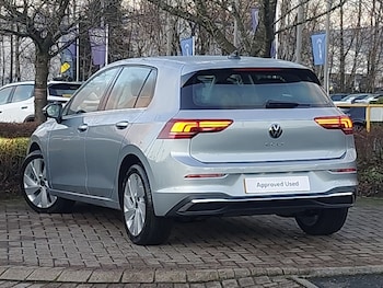 Used Volkswagen Golf 2025 for sale - 76932738: Photo