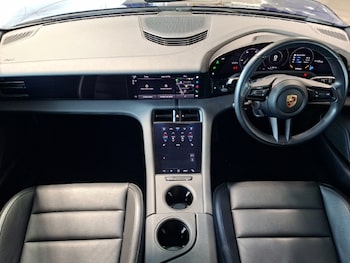 Used Porsche Taycan 2022 for sale - 78410834: Photo