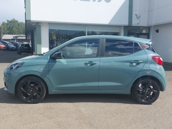 Used Hyundai i10 2023 for sale - 78957638: Photo
