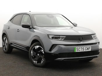 2025 - 115kW Ultimate 54kWh 5dr Auto