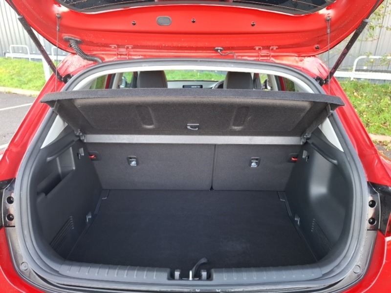 Used Kia Stonic 2022 for sale - 76770895: Photo 8