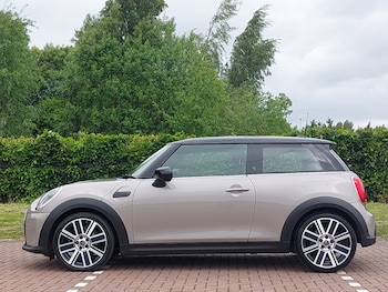 Used MINI Hatch 2023 for sale - 79364049: Photo