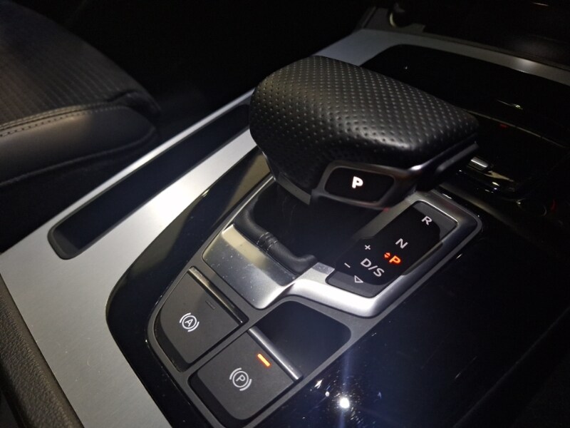 Used Audi Q5 2023 for sale - 76497878: Photo 12