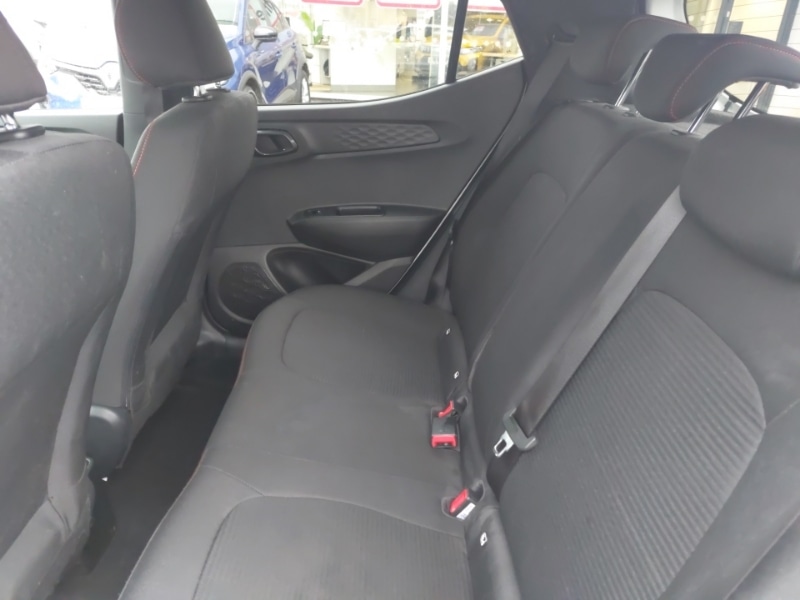 Used Hyundai i10 2021 for sale - 77980973: Photo 6