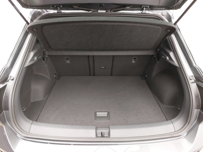 Used Volkswagen T-Roc 2025 for sale - 76348022: Photo 8