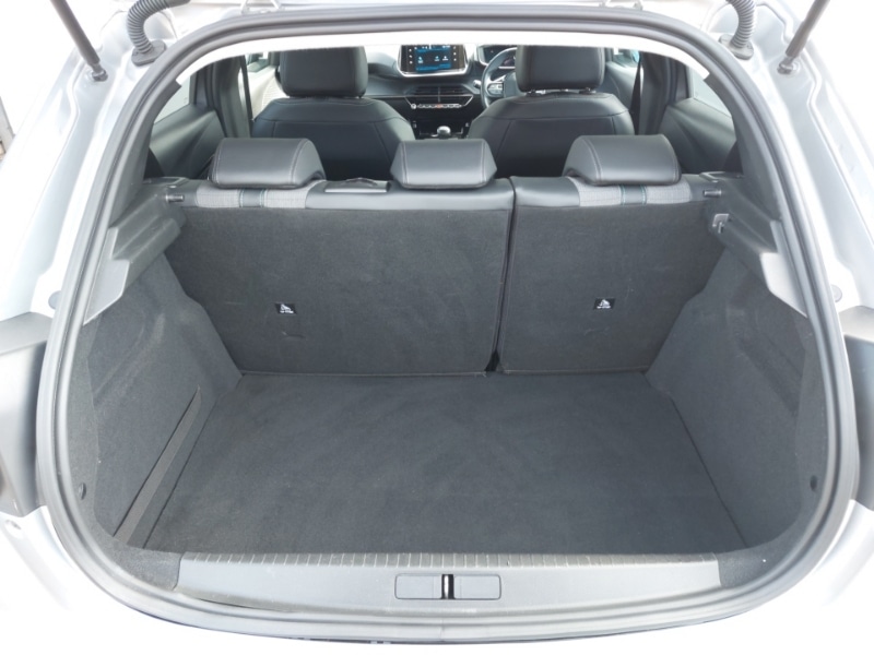 Used Peugeot 208 2021 for sale - 78066548: Photo 8