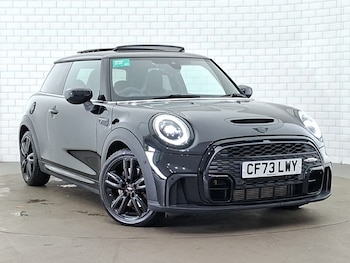 Used MINI Hatch 2023 for sale - 79302821: Photo