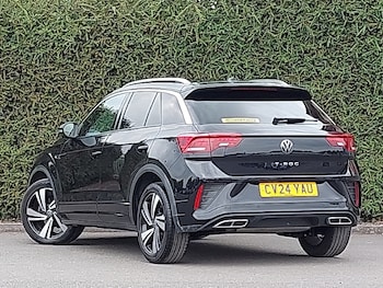 Used Volkswagen T-Roc 2024 for sale - 75893546: Photo