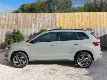 Used Skoda Karoq 2024 for sale - 77209590: Photo