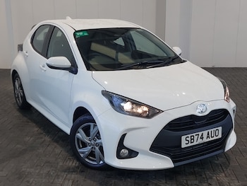 Used Toyota Yaris 2024 for sale - 78688343: Photo