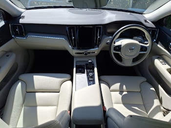 Used Volvo V60 2021 for sale - 78455077: Photo