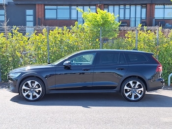 Used Volvo V60 2021 for sale - 78455077: Photo