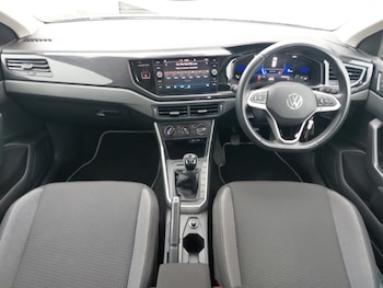 Used Volkswagen Polo 2023 for sale - 78385687: Photo