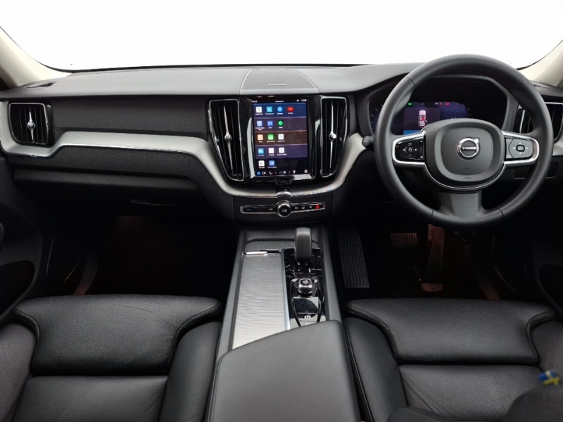 Used Volvo XC60 2023 for sale - 77266039: Photo 2