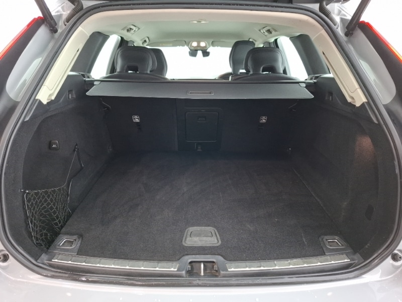 Used Volvo XC60 2023 for sale - 77266039: Photo 8