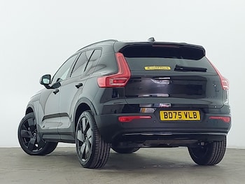 Used Volvo XC40 2025 for sale - 78635526: Photo