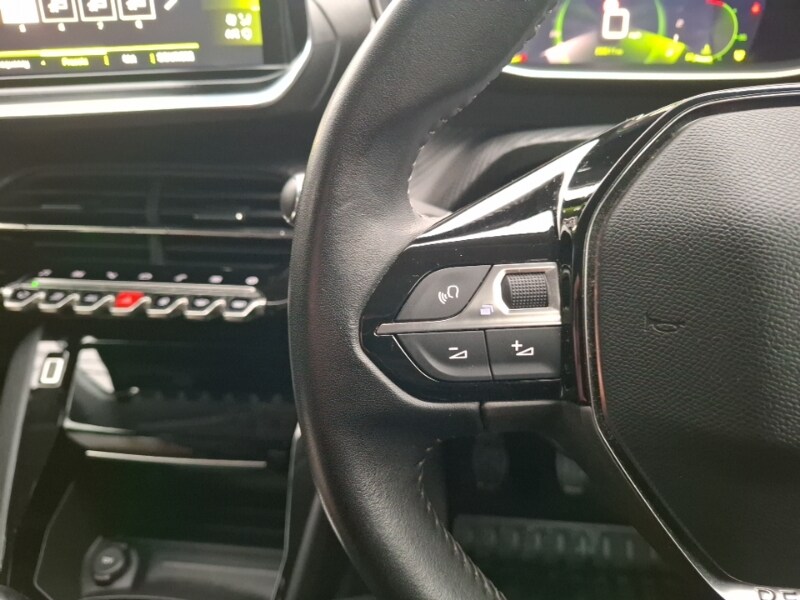 Used Peugeot 208 2020 for sale - 76778853: Photo 12