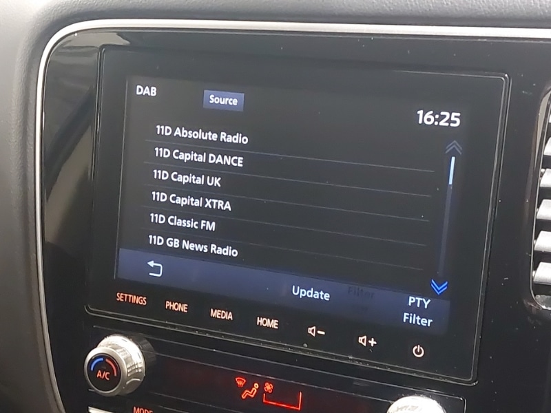 Used Mitsubishi Outlander 2020 for sale - 77817447: Photo 10