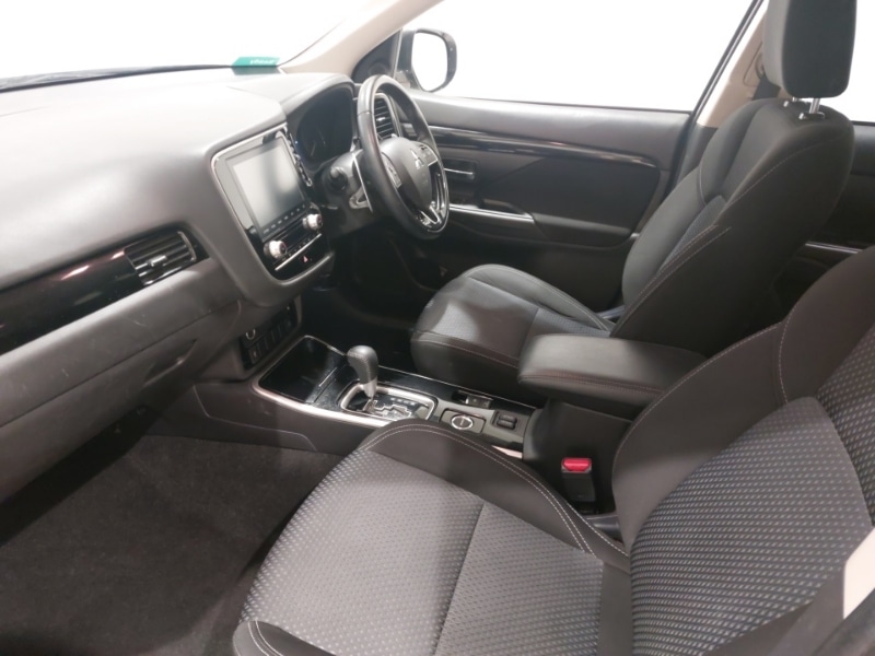 Used Mitsubishi Outlander 2020 for sale - 77817447: Photo 5
