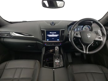 Used Maserati Levante 2023 for sale - 75893453: Photo