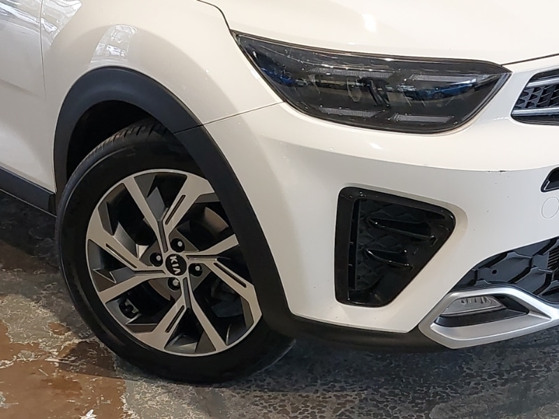 Used Kia Stonic 2021 for sale - 76614342: Photo 9