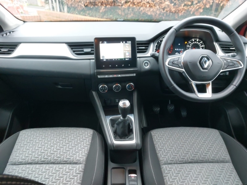 Used Renault Captur 2022 for sale - 77266392: Photo 2