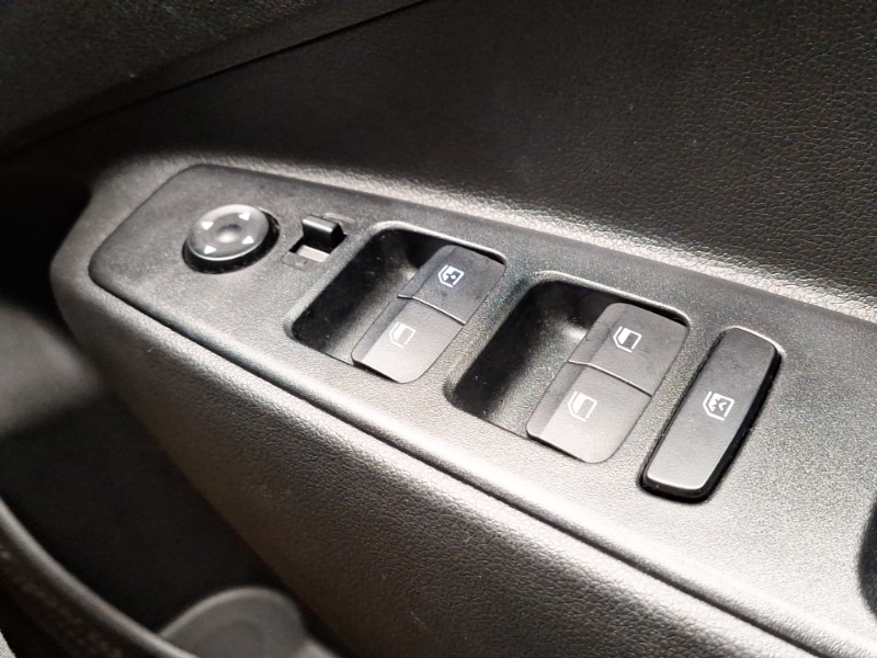 Used Hyundai i10 2023 for sale - 77438889: Photo 12