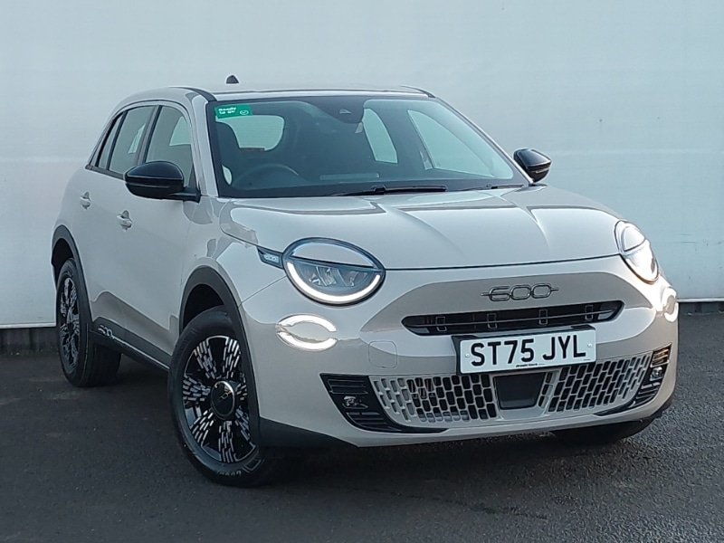 Used Fiat 600 2025 for sale - 76861330: Photo 1