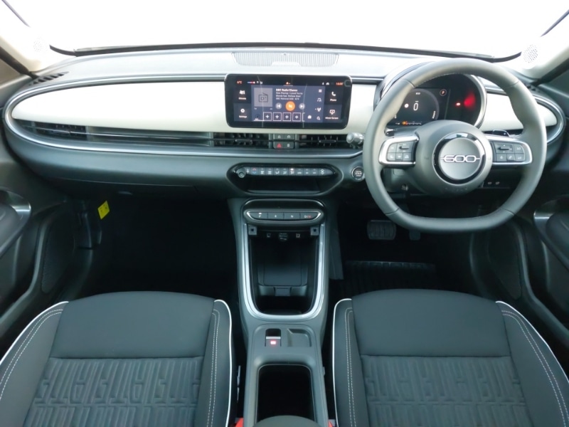 Used Fiat 600 2025 for sale - 76861330: Photo 2