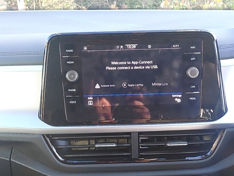 Used Volkswagen T-Roc 2023 for sale - 77082915: Photo 7