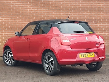 Used Suzuki Swift 2023 for sale - 77767744: Photo