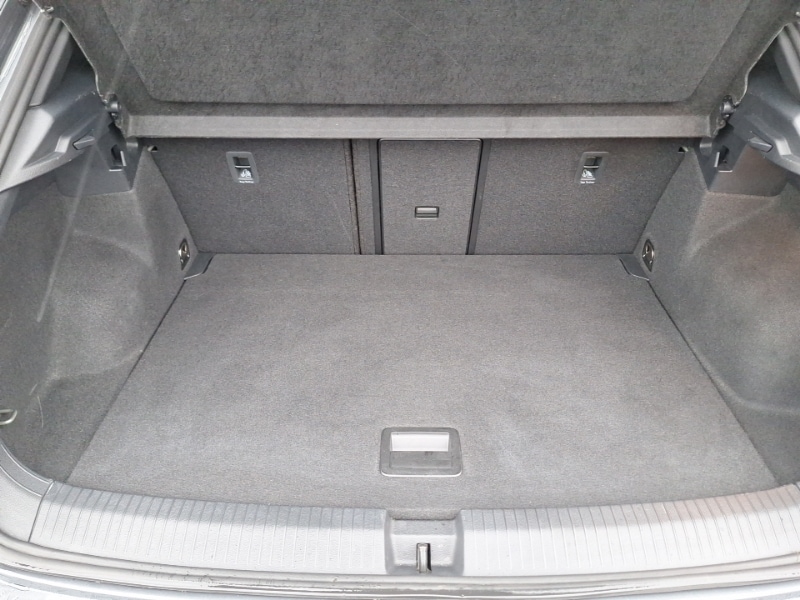 Used Volkswagen T-Roc 2022 for sale - 77948410: Photo 8